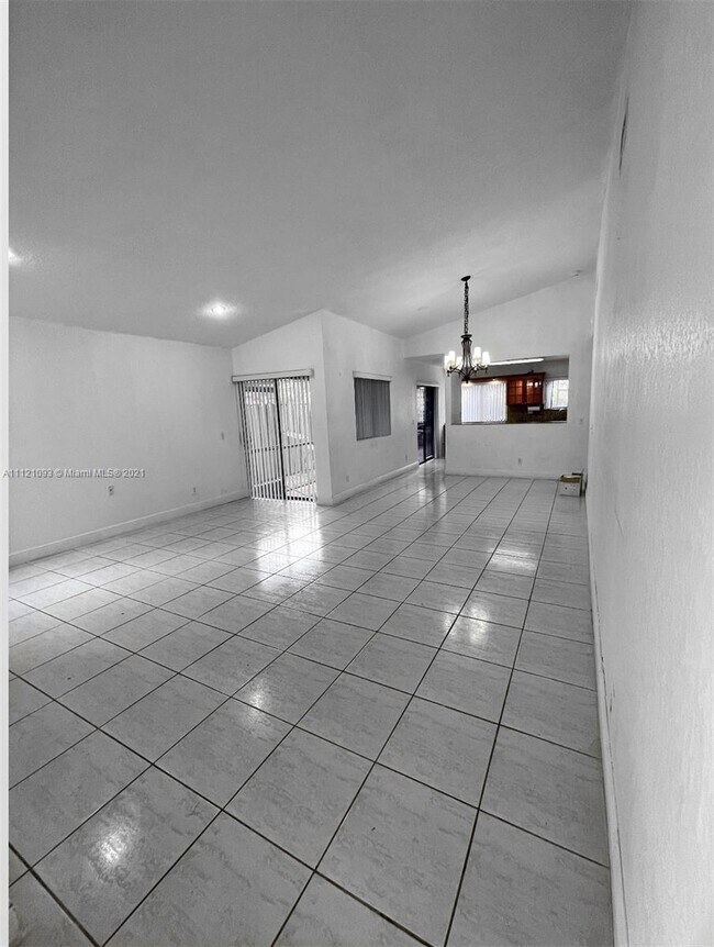 Building Photo - 9593 SW 148th Ave Cir S