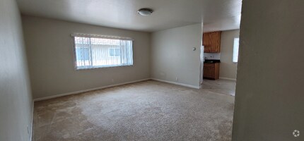 Building Photo - 1642 Queen Charlotte Dr
