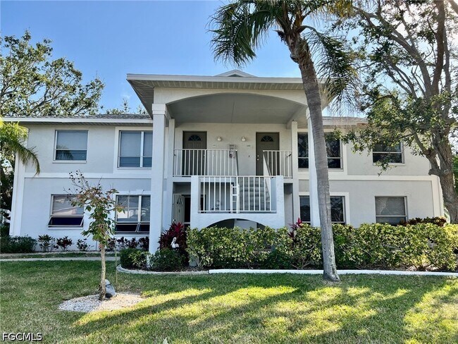Foto del edificio - 5024 Chiquita Blvd S