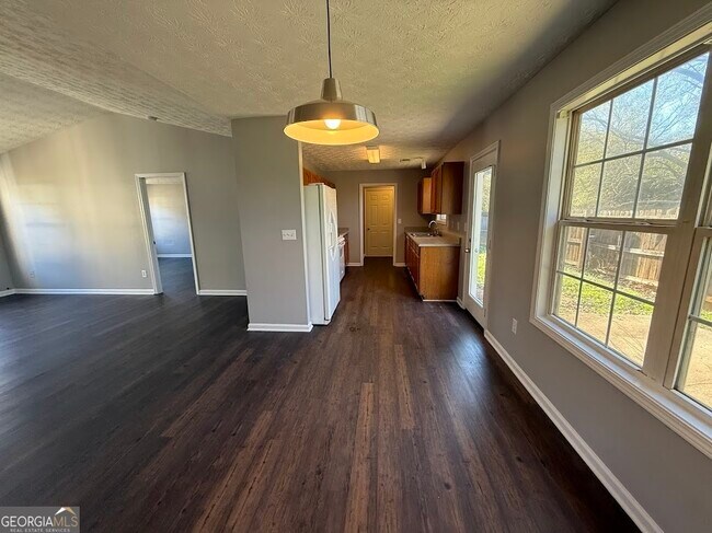 Building Photo - 419 Shenandoah Ct