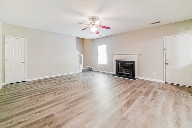 Building Photo - 7182 Cavender Dr SW