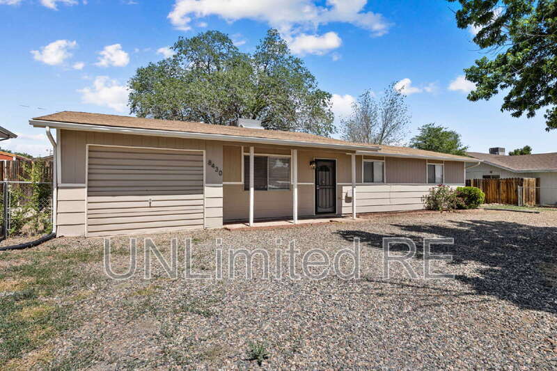 Primary Photo - 8430 E Sommer Dr