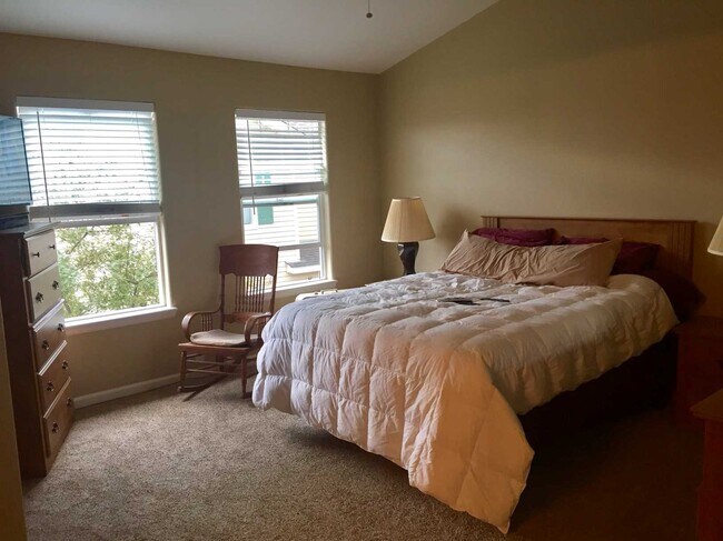 Master Bedroom - 4163 Diamond Ridge Vw
