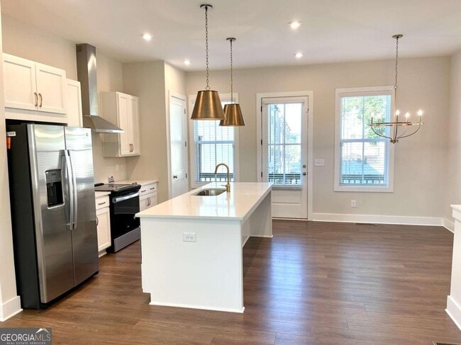 Foto del edificio - 1290 Zephyr Blvd SE