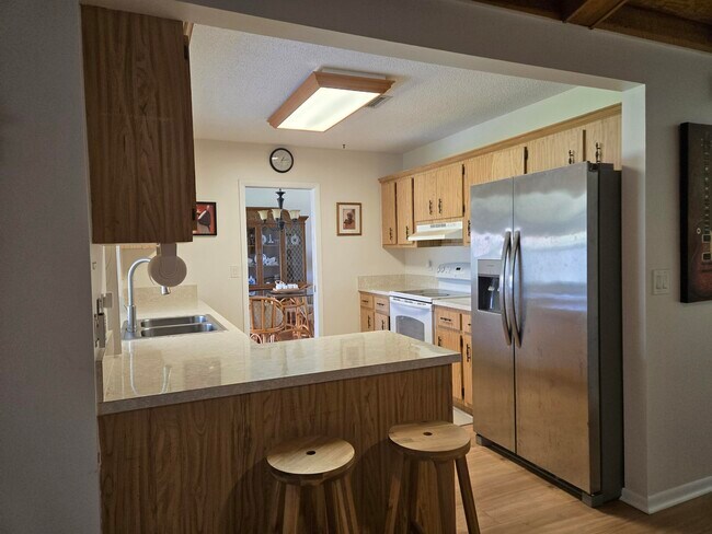Building Photo - 8245 Whitewood Cove E