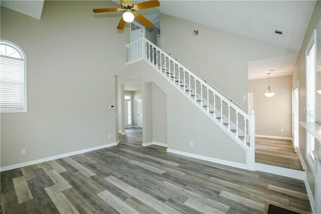 Building Photo - 4130 Wildridge Dr