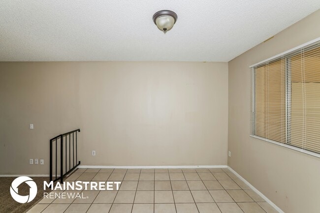 Building Photo - 5732 N 41st Ave