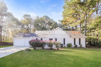 Building Photo - 42 Cedars Glen Cir