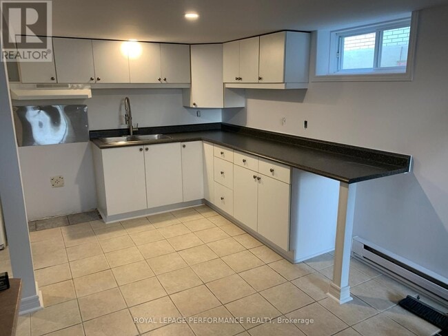 Photo du bâtiment - 645 St Isidore St