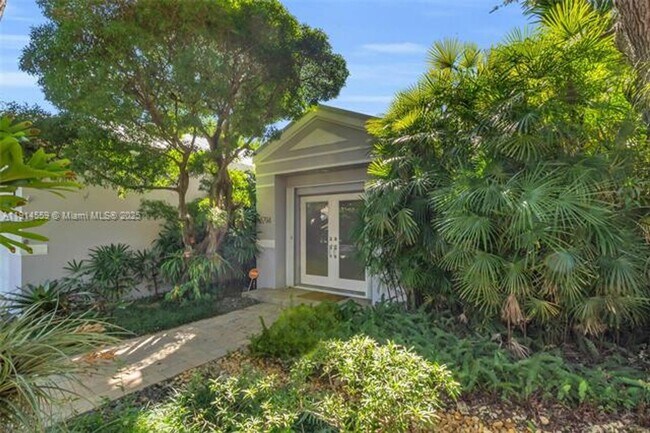 Foto del edificio - 5794 SW 76th Terrace