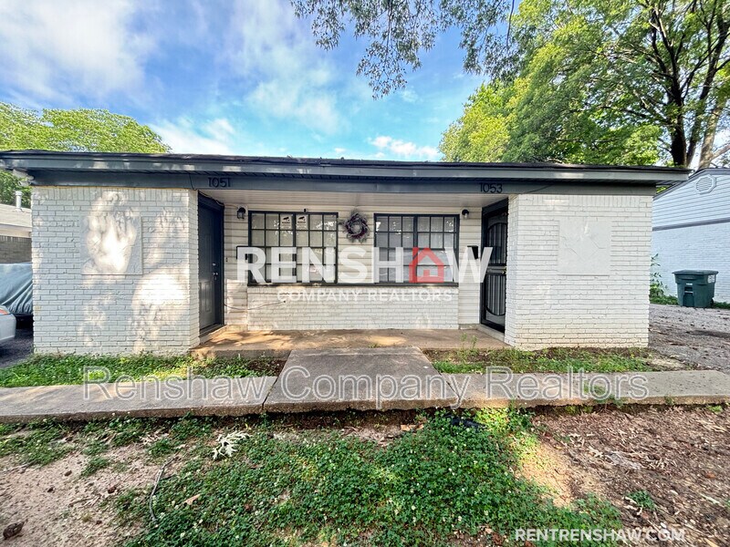 Primary Photo - 1053 Treadwell St