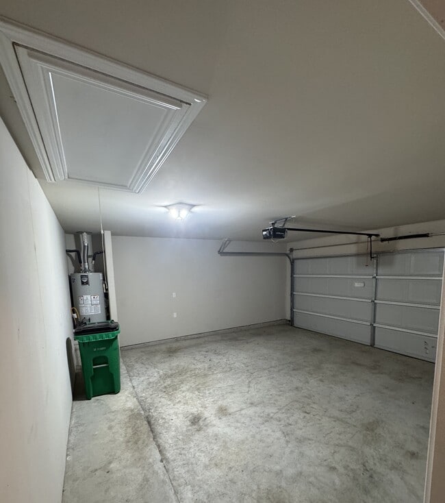 Building Photo - 7911 Tuscan Cypress Dr