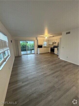 Building Photo - 16001 Buccaneer St