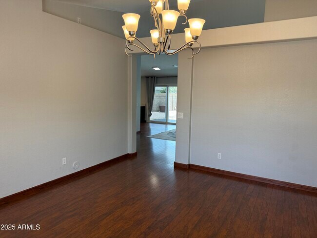 Foto del edificio - 4629 E Lavender Ln