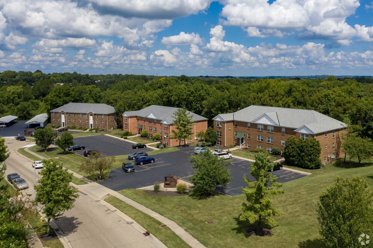 Augusta Square Apartments 200 Knollridge Ct Fairfield, OH