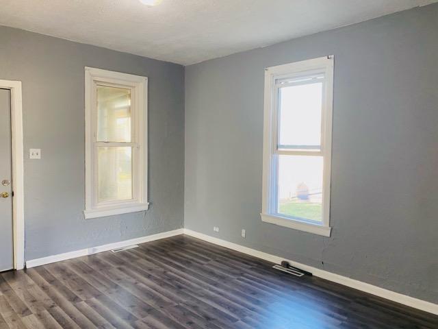 Foto del edificio - 312 W 9th St.