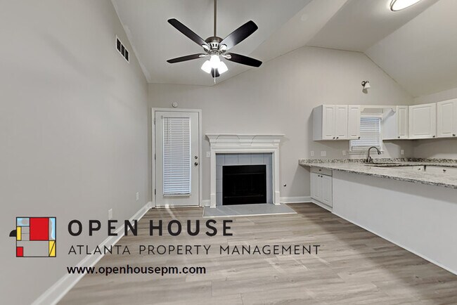 Building Photo - 10485 Willow Meadow Cir, Alpharetta