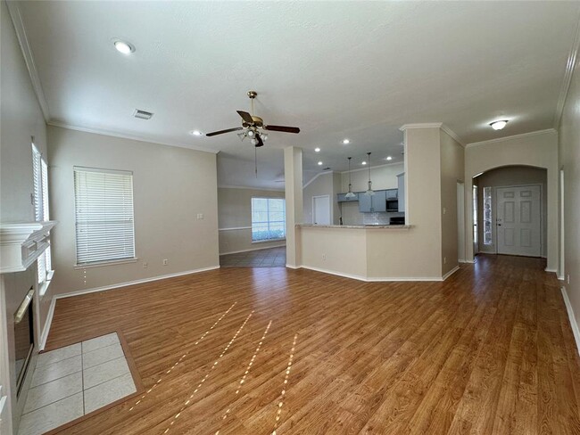 Foto del edificio - 12627 Mesquite Hollow Ln