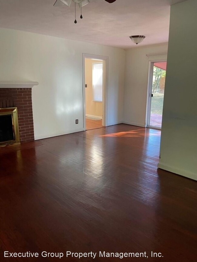 Building Photo - 3 br, 2 bath House - 611 Cherrywood Dr.