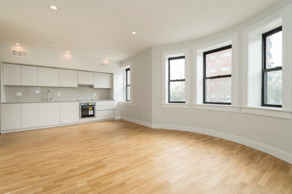 Primary Photo - 119 Highland Ave