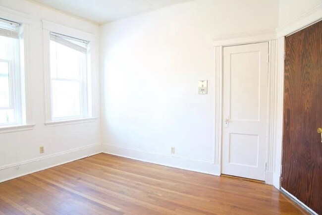 Foto del edificio - 14 Palace Rd