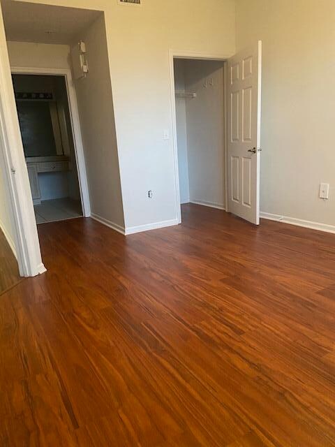 Foto del edificio - 2060 Greenview Shores Blvd