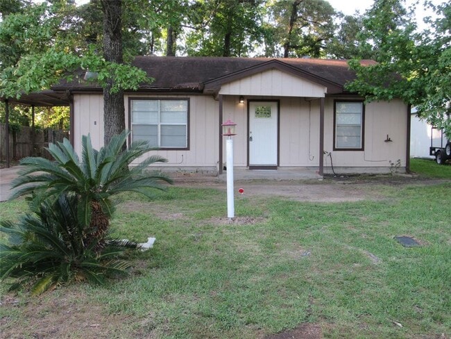 Building Photo - 225 Lakeview Pines