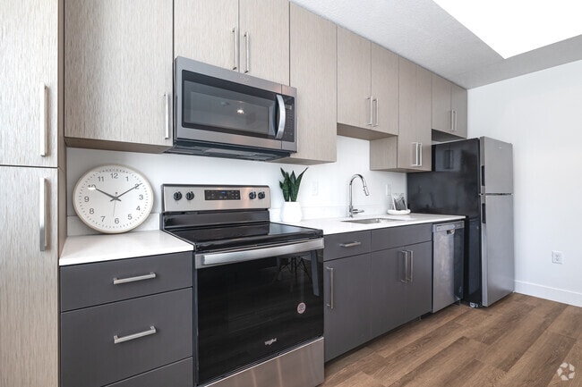 Interior Photo - Alta Vue