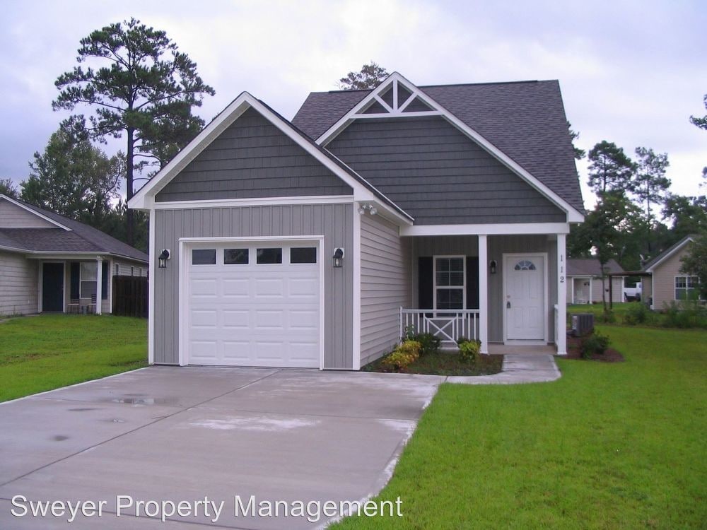Primary Photo - 112 Blossom Circle