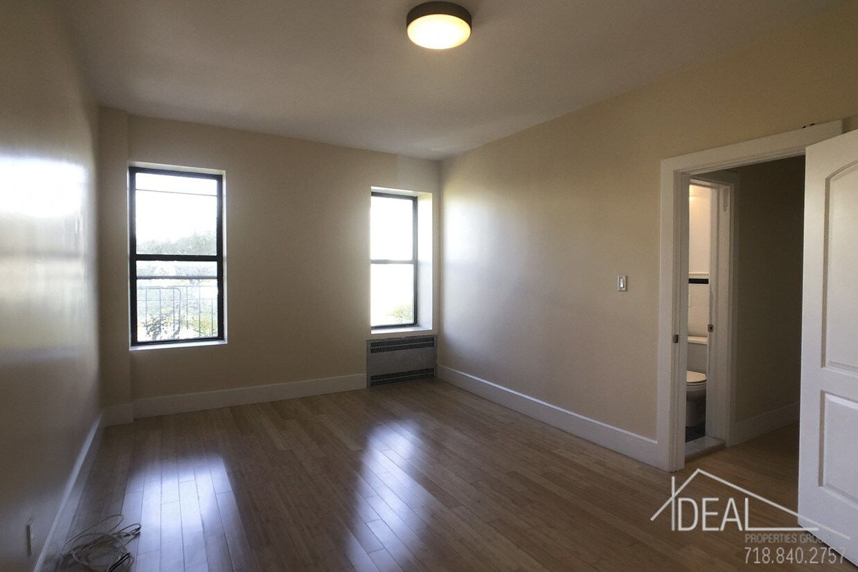 Primary Photo - 80 Woodruff Avenue #4BR
