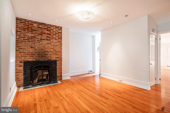 Foto del edificio - 2228 Pine St