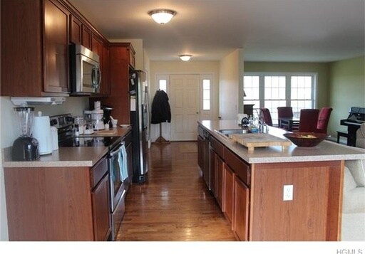 Building Photo - 18 Vineyard Ln