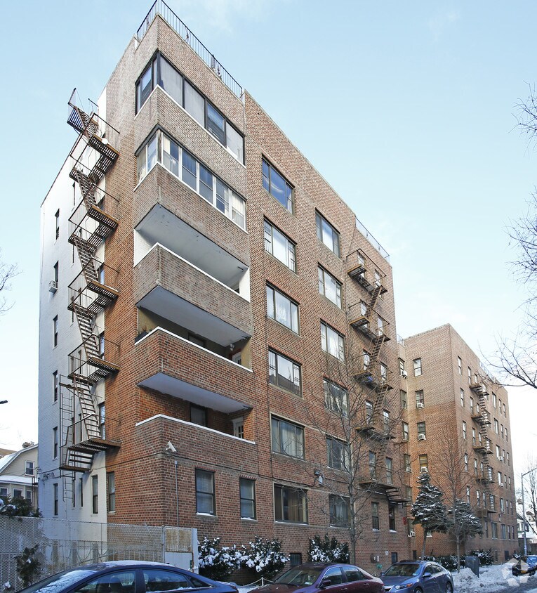 Foto del edificio - 600 E 18th St