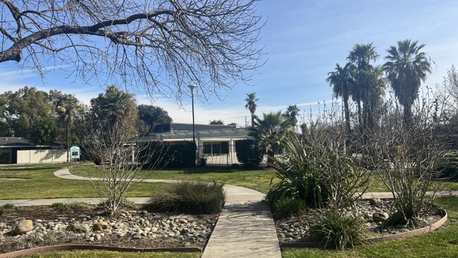 Foto del edificio - 1213 Norwegian Ave