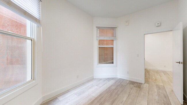 Foto del edificio - 759 6th Ave