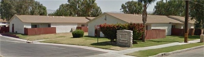 Building Photo - 84914 Bagdad Ave