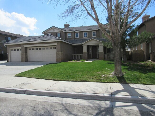 Building Photo - (APPLICATION PENDING) Quartz Hill Home