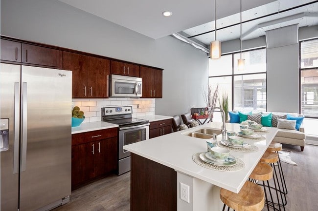 Building Photo - Cast Iron (Apts, Comm, Retail)