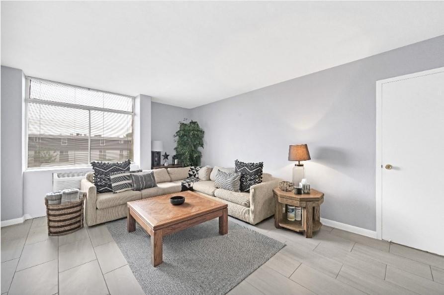 Primary Photo - 7520 Hornwood Dr