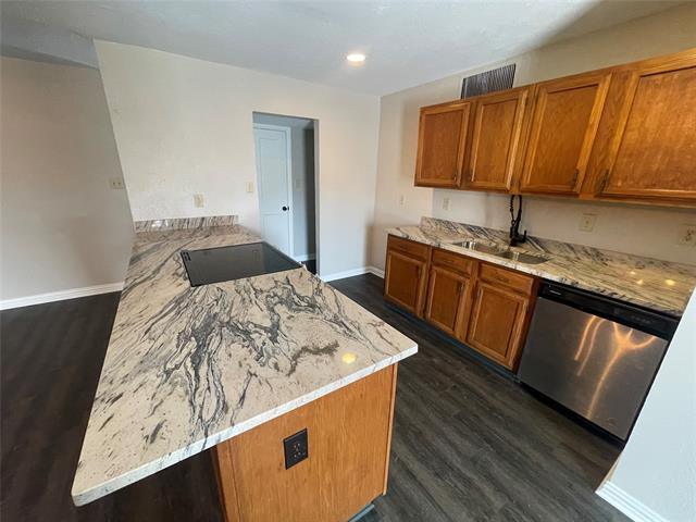 Foto del edificio - 407 Woodcrest Way