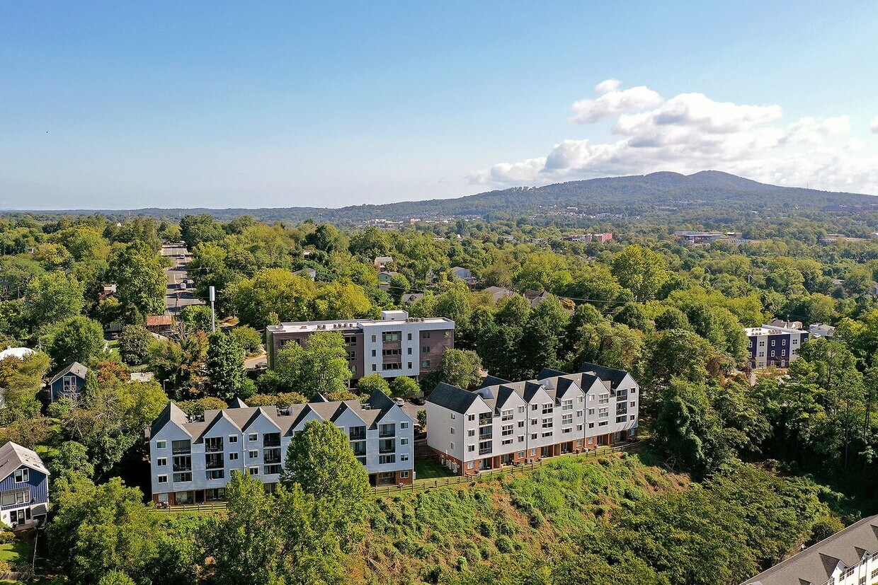 Primary Photo - Monticello Overlook Condo With Stunning Vi...
