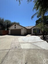 Building Photo - 3603 N Minden Ct