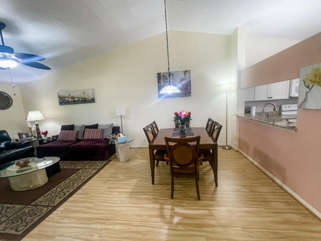 Building Photo - 4880 Lucerne Lakes Blvd