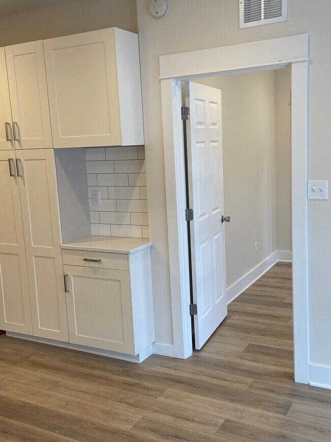 Foto del edificio - 748 Fulton St W