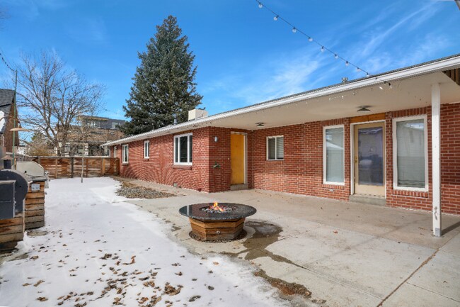 Building Photo - 2480 Wolff St