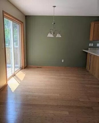 Primary Photo - 1124 8th Ave SE