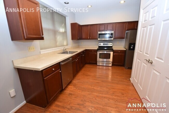 Foto del edificio - 2505 Revere Ct