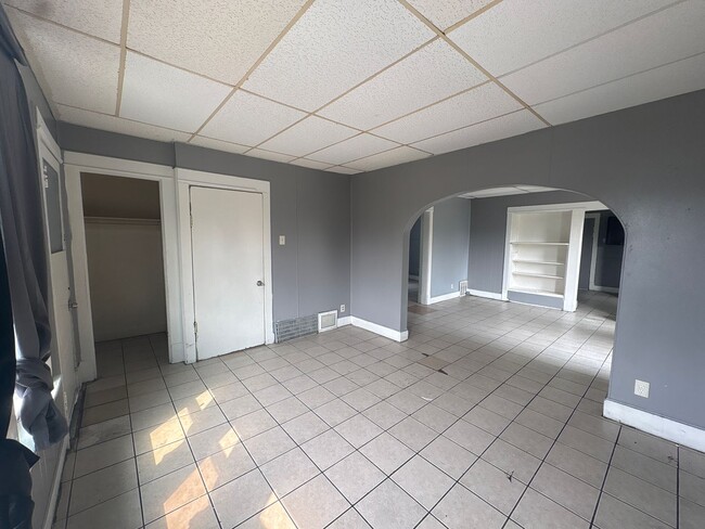 Building Photo - 4646 N 29th St