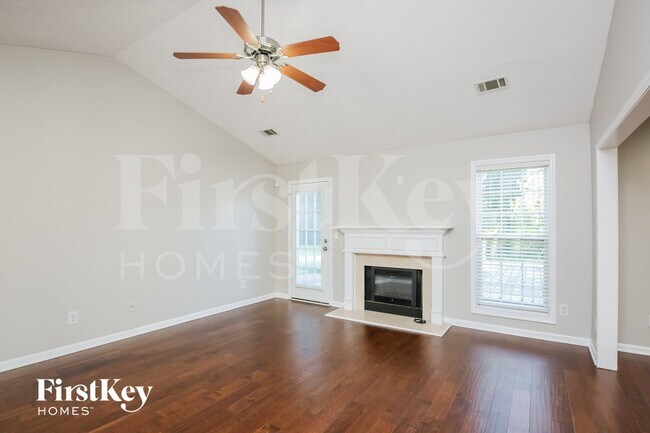 Foto del edificio - 1581 Brush Creek Dr