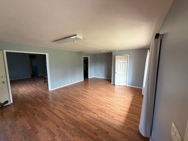 Building Photo - 60 Alapio Pl